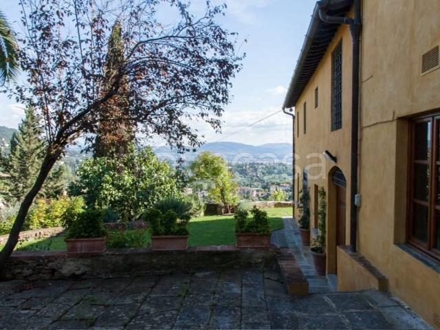 Villa in affitto a Fiesole via Bolognese, giardino privato, box, terrazzo TrovaCasa