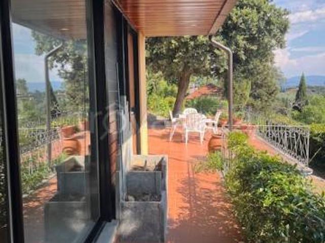 Villa in affitto a Firenze via dei Massoni, 29, giardino privato, posto auto, terrazzo TrovaCasa