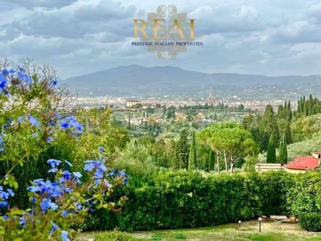 Villa in affitto a Firenze via della torre del gallo, arredato, giardino privato, posto auto TrovaCasa