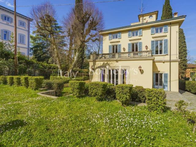 Villa in affitto a Firenze viale Machiavelli, giardino privato, terrazzo, centrale TrovaCasa