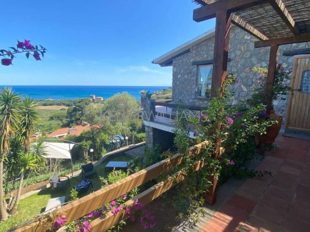 Villa in affitto a Orbetello via del Lentisco, 27, arredato, giardino privato, posto auto TrovaCasa