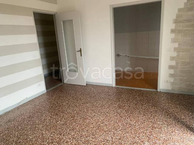 Villa in affitto a Ovada strada Sant'Evasio, non arredato/vuoto, riscaldamento autonomo, cantina TrovaCasa