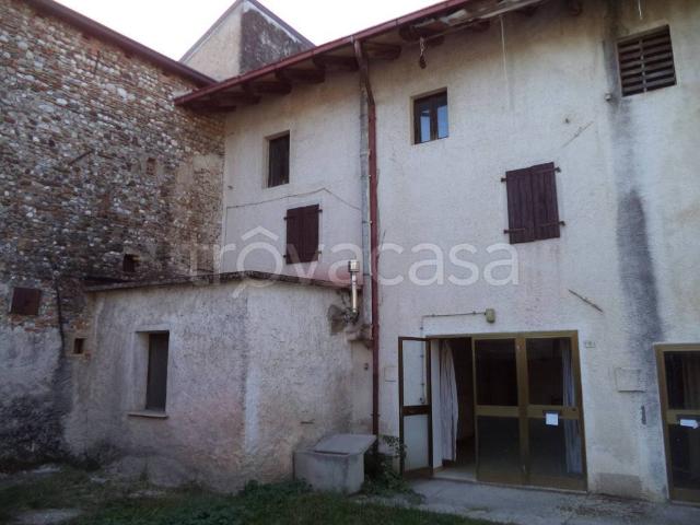 Villa in affitto a Lestizza via Gorizia, parzialmente arredato, riscaldamento assente, soffitta TrovaCasa