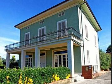 Villa in affitto a Lucca