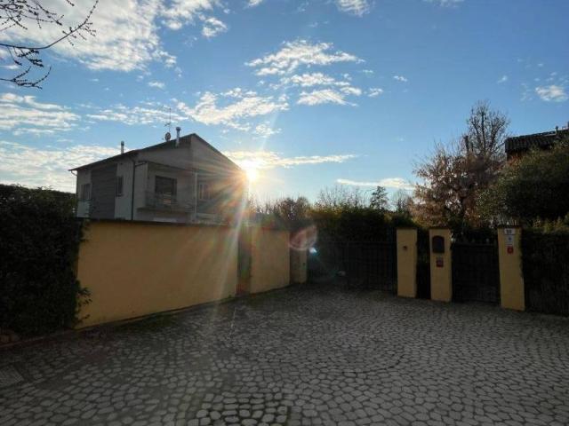 Villa in affitto a Modena MO