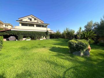 Villa in affitto a Montauro CZ