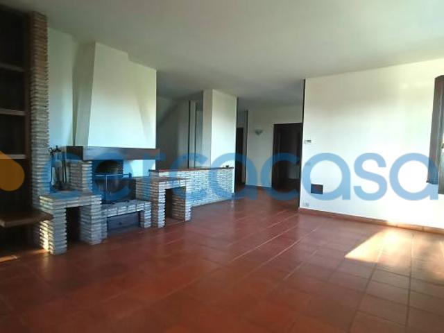 VILLA IN AFFITTO A MONTEBELLUNA