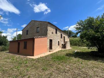 Villa in affitto a Monteleone di Fermo