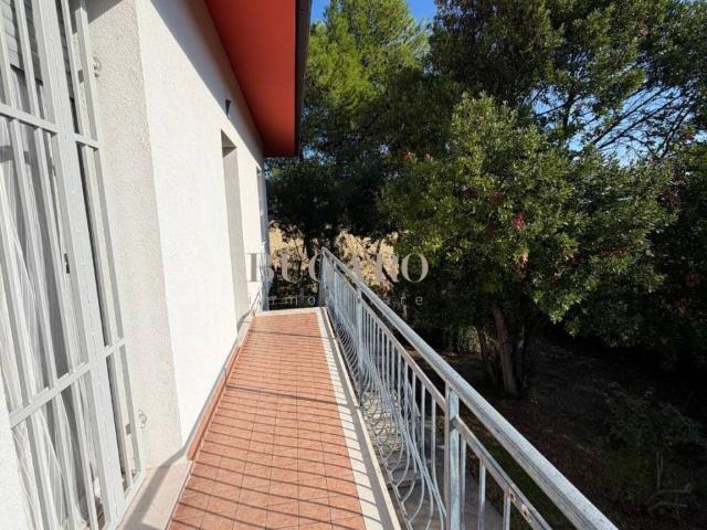 Villa in affitto a Montemarciano AN
