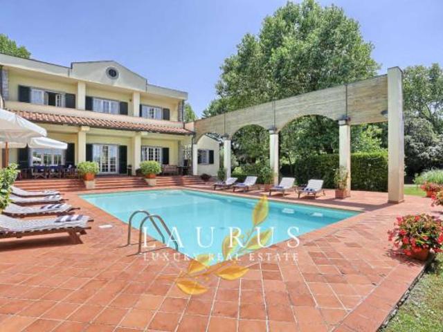 Villa in affitto a Montignoso