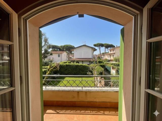 Villa in affitto a Montignoso MS