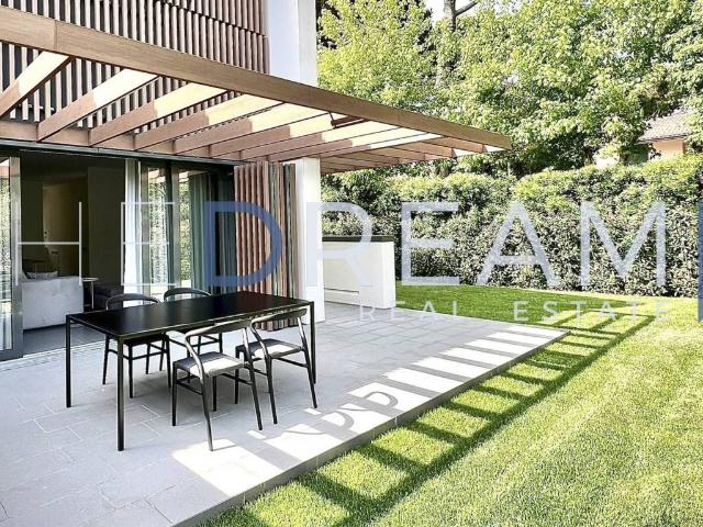 Villa in affitto a Montignoso MS