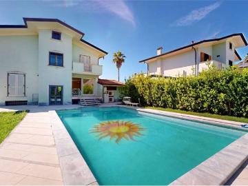 Villa in affitto a Montignoso MS