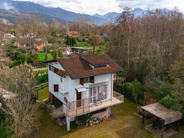 Villa in affitto a Montignoso MS