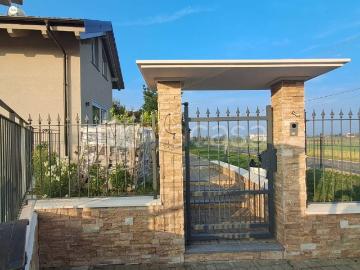 Villa in affitto a Moriondo Torinese via Riva, 29, arredato, giardino privato, box TrovaCasa
