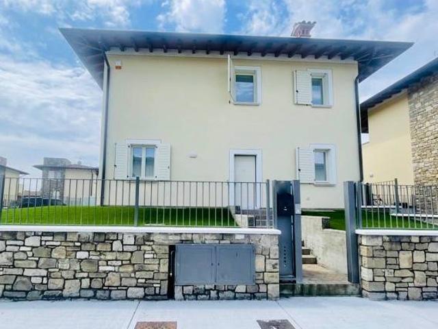 Villa in affitto a Manerba del Garda, case in affitto Manerba del Garda