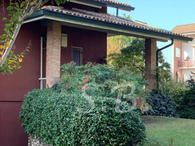 Villa in affitto a Mantova MN