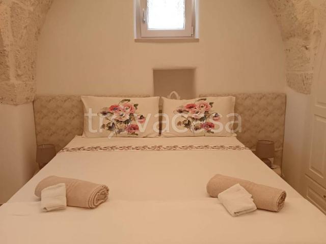 Villa in affitto a Martina Franca strada Alberobello Zona D, 17, arredato, giardino privato, terrazzo TrovaCasa