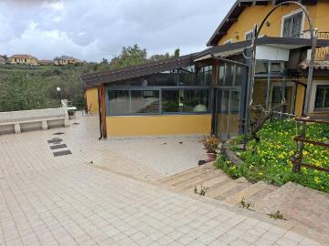 Villa in affitto a Mascalucia CT