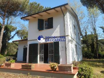 Villa in affitto a Massa, case in affitto Massa