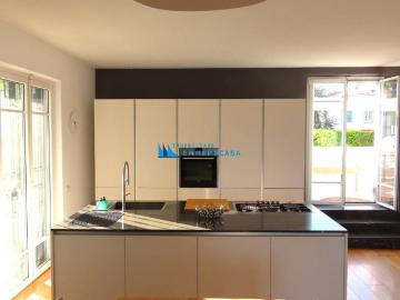 Villa in affitto a Massa MS