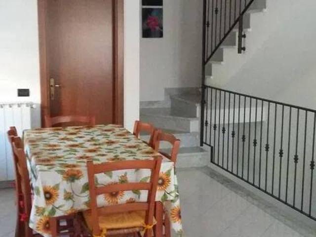 Villa in affitto a Massa MS