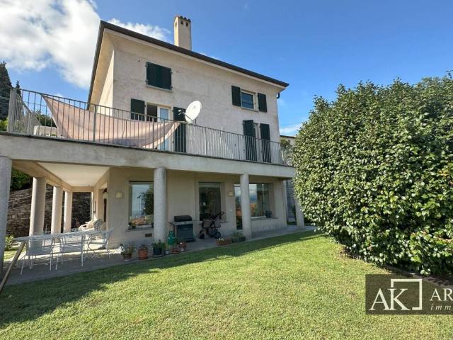 Villa in affitto a Massino Visconti via Vignetto, 1, giardino privato, terrazzo, vista lago TrovaCasa