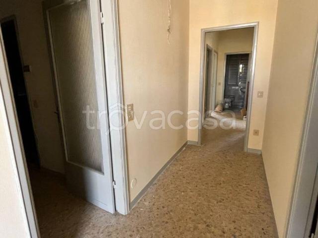 Villa in affitto a Mede viale Martiri della Libertà, 65, non arredato/vuoto, giardino privato, box TrovaCasa