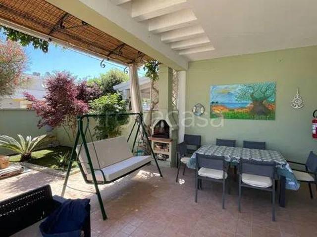 Villa in affitto a Melendugno, giardino, porticato, doppi servizi TrovaCasa
