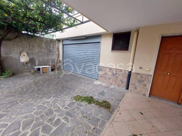 Villa in affitto a Mercato San Severino via Marcello, non arredato/vuoto, giardino privato, box TrovaCasa