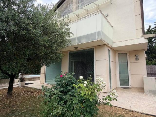 Villa in affitto a Misano Adriatico RN