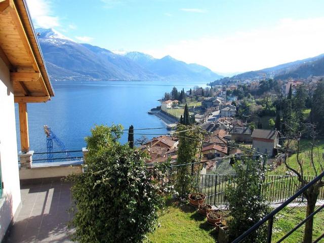 Villa in affitto a Musso CO