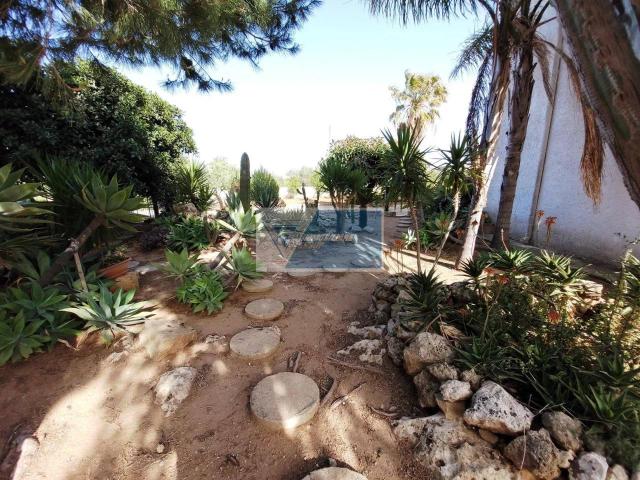 Villa in affitto a Noto