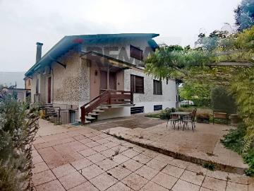 Villa in affitto a Novara NO