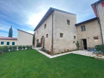Villa in affitto a Sommacampagna VR