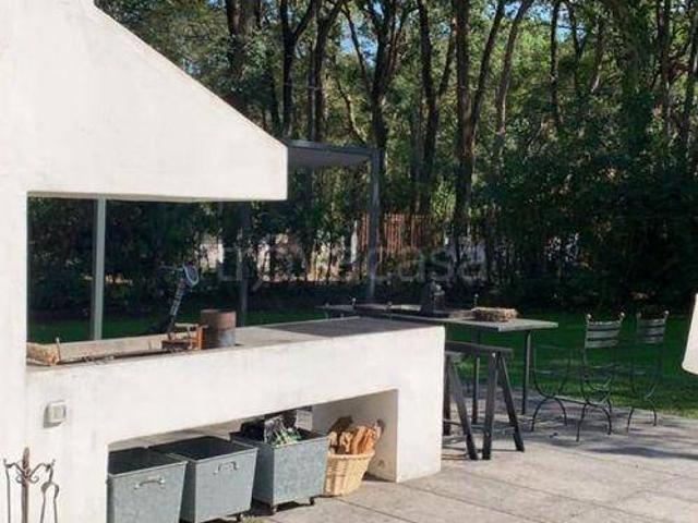 Villa in affitto a Sabaudia via dei Daini, arredato, giardino privato, terrazzo TrovaCasa