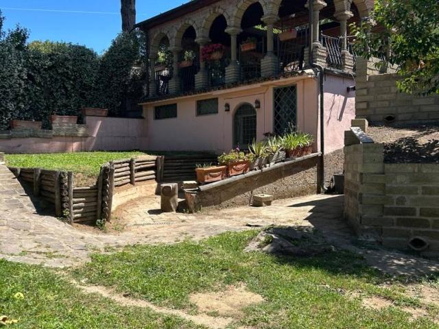 Villa in affitto a Sacrofano RM