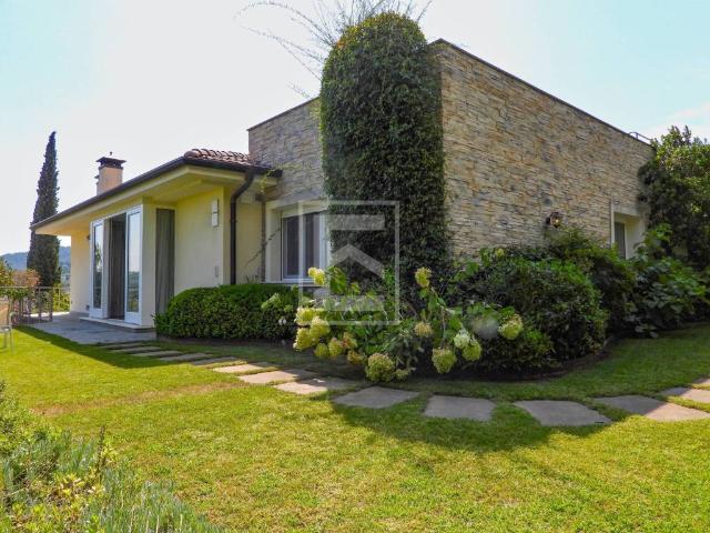 Villa in affitto a Salò BS