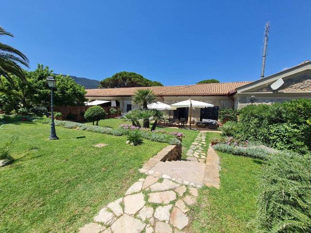 Villa in affitto a San Felice Circeo LT