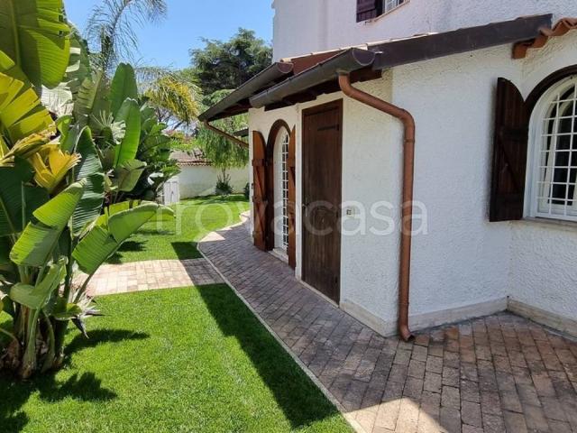 Villa in affitto a San Felice Circeo piazza John Fitzgerald Kennedy, arredato, giardino privato, terrazzo TrovaCasa