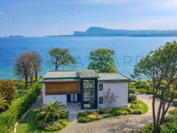 Villa in affitto a San Felice del Benaco BS