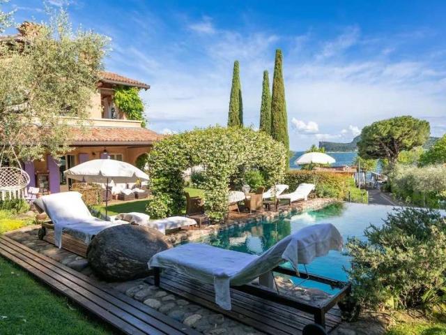 Villa in affitto a San Felice del Benaco BS