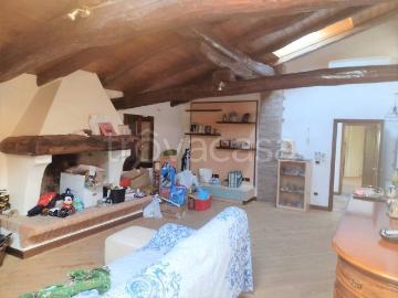 Villa in affitto a Sasso Marconi via Montechiaro, 23, arredato, giardino privato, box TrovaCasa