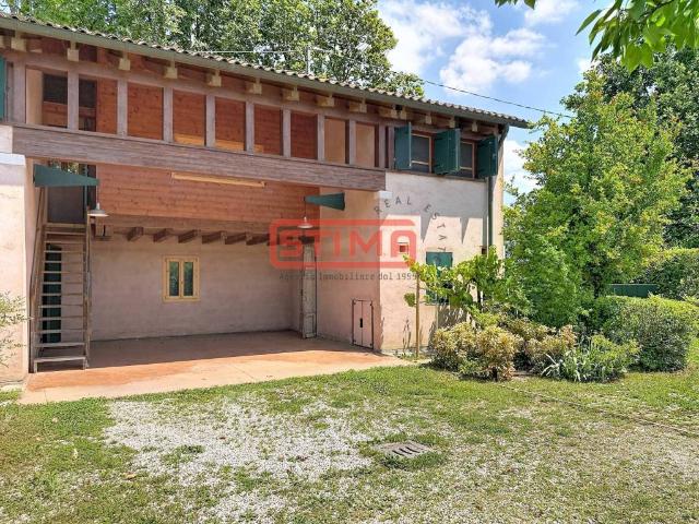 Villa in affitto a Scorzè, giardino privato, posto auto, riscaldamento autonomo TrovaCasa