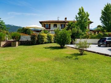 Villa in affitto a Seravezza, giardino, posto auto, aria condizionata TrovaCasa