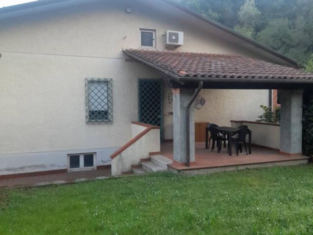 Villa in affitto a Seravezza LU