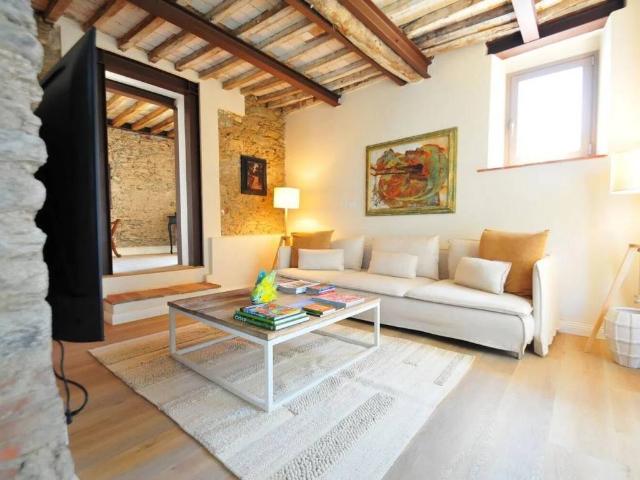 Villa in affitto a Seravezza LU