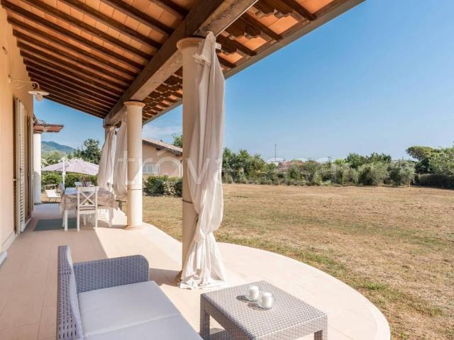 Villa in affitto a Seravezza via Frasso, 23, arredato, giardino privato, terrazzo TrovaCasa