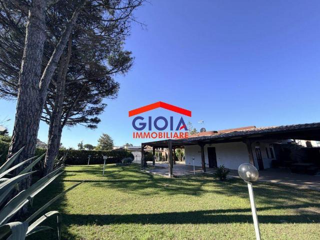 Villa in affitto a Sessa Aurunca CE