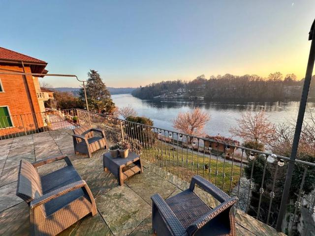 Villa in affitto a Sesto Calende VA